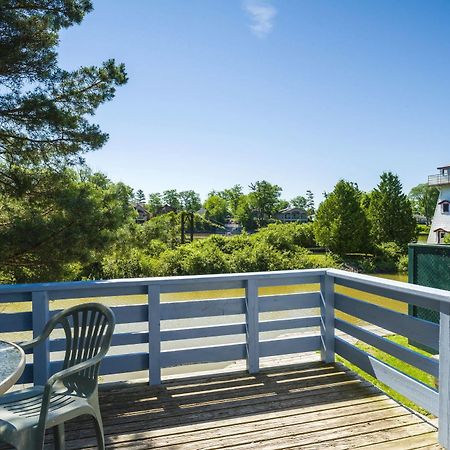 Hollywood Cottages Wasaga Beach Exterior photo